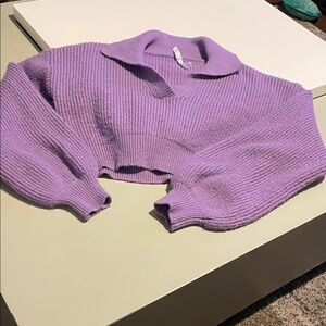 🔥 3/$25 - Purple Cropped Sweater